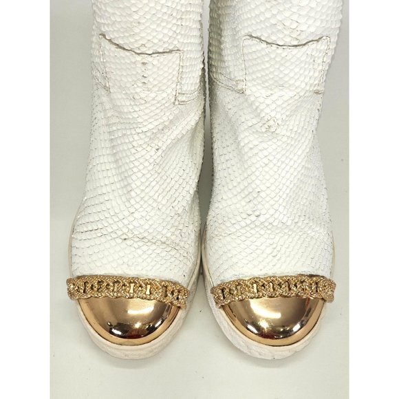 White and Gold Heeled Boots - Picture 9 of 11